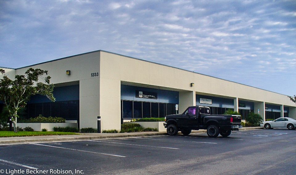 Gateway Business Center Office/Flex: 1333 - 1335 Gateway Dr., Melbourne, FL 32901